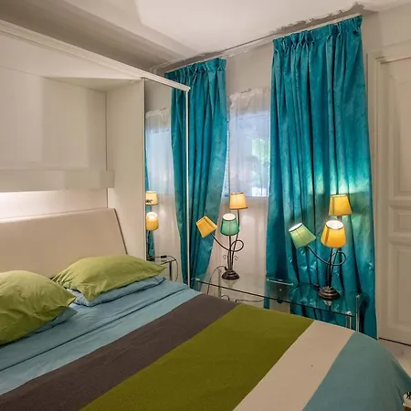 Provencale Proche De La Saint-Raphaël