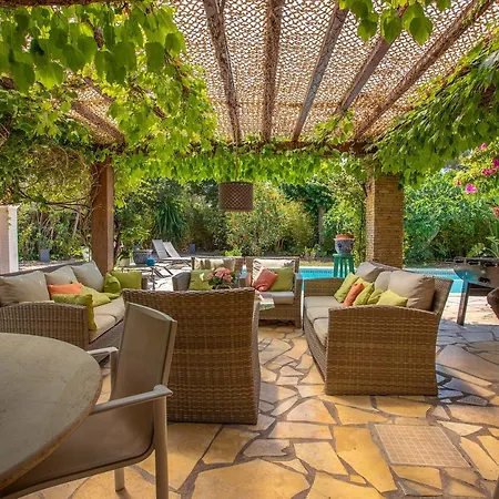 Provencale Proche De La Villa *