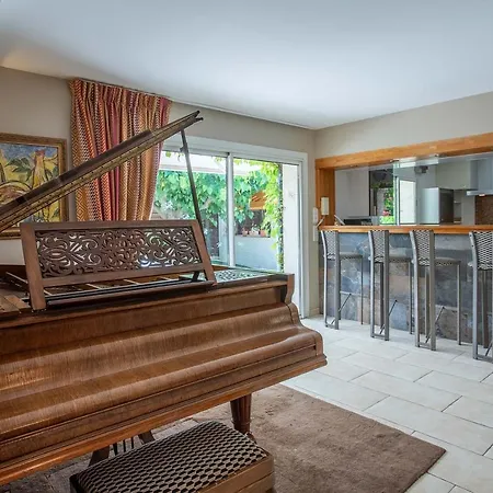 别墅 Provencale Proche De La *