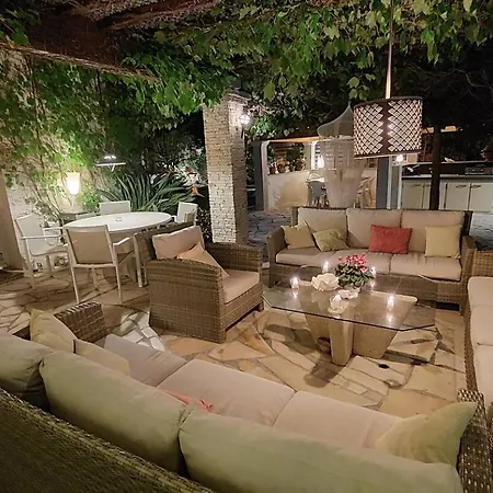 Provencale Proche De La Saint-Raphaël