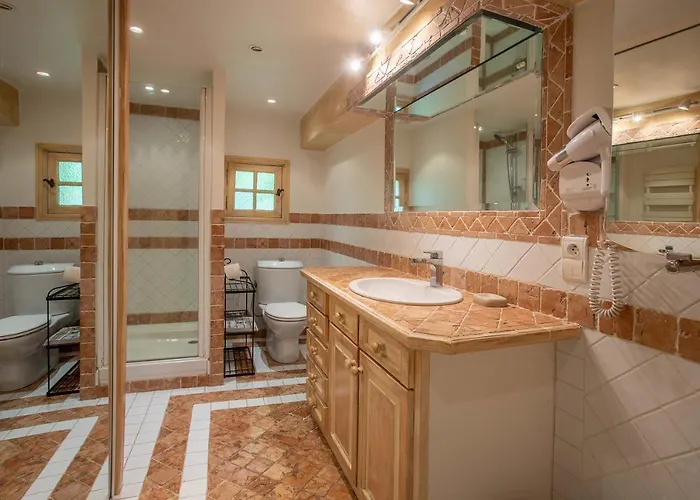 Provencale Proche De La *